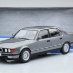 BMW 7-es Sorozat E32 740i Ezüst MCG 1:18