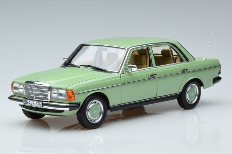 Mercedes 200 W123 Zöld Norev 1:18