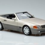 Mercedes 500 SL R129 Füstös Ezüst Norev 1:18