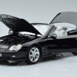 Mercedes SL500 R230 Fekete Norev 1:18
