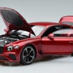 Bentley Bentley Continental GT Cukorka Piros Norev 1:18 1:18 Fém