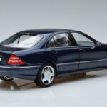 Mercedes Mercedes AMG S55 W220 Szedán Kék Norev 1:18 1:18 Fém