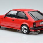 Opel Opel Kadett D GTE Ferdehátú Piros MCG 1:18 1:18 Fém