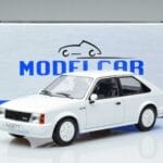 Opel Opel Kadett D GTE Ferdehátú Fehér MCG 1:18 1:18 Fém