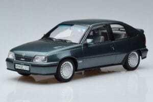 Opel Kadett E GSi Kék Metál Norev 1:18