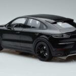 Porsche Porsche Cayenne S Coupe Minichamps 1:18 1:18 Fém