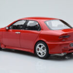 Alfa Romeo 156 GTA Piros Otto 1:18 - image 5 of 6