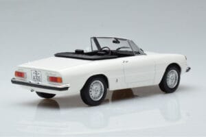 Alfa Romeo 2000 Spider Fehér Norev 1:18 187882 Fém – 2. kép a 7-ből
