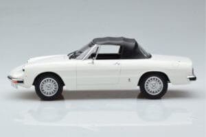 Alfa Romeo 2000 Spider Fehér Norev 1:18 187882 Fém – 3. kép a 7-ből