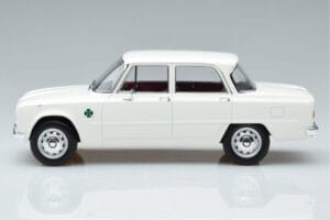 Alfa Romeo Giulia Ti Super Norev 1:18 187970 Fém – 3. kép a 6-ből