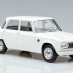 Alfa Romeo Giulia Ti Super Norev 1:18 187970 Fém - image 4 of 6