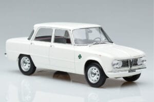 Alfa Romeo Giulia Ti Super Norev 1:18 187970 Fém – 4. kép a 6-ből