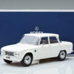 Alfa Romeo Giulia Ti Super Norev 1:18 187970 Fém - image 6 of 6