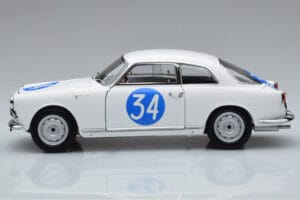 Alfa Romeo Giulietta SV #34 Targa Florio 1960 Kyosho 1:18 08957C Fém – 4. kép a 9-ből