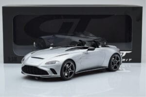 Aston Martin V12 Speedster Ezüst GT Spirit 1:18 GT430 Gyanta – 6. kép a 6-ből