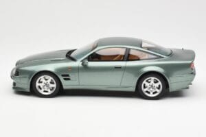 Aston Martin V8 Vantage Zöld GT Spirit 1:18 GT345 Gyanta – 3. kép a 6-ből