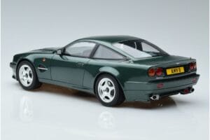 Aston Martin V8 Vantage Le Mans GT Spirit 1:18 GT401 Gyanta – 5. kép a 6-ből