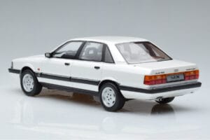 Audi 200 Quattro C3 Fehér Otto 1:18 OT408 Gyanta – 5. kép a 6-ből