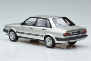 Audi 80 B2 Quattro Otto 1:18 OT940 Gyanta – 5. kép a 6-ből