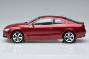 Audi A5 B8 Gránátvörös Norev 1:18 188352 Fém – 4. kép a 7-ből