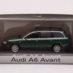 Audi A6 C5 Avant Zöld Minichamps 1:43 - image 4 of 4