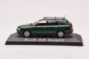 Audi A6 C5 Avant Zöld Minichamps 1:43 5010106213
