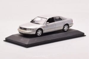 Audi A8 D2 Ezüst Zöld Csík Minichamps 1:43 AUDI-264455 Fém – 2. kép a 4-ből