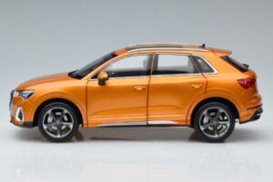Audi Q3 F3 Narancssárga FAW 1:18 05730Q32019 Fém – 4. kép a 7-ből