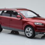 Audi Q7 4L Gránátvörös Kyosho 1:18 - image 6 of 8