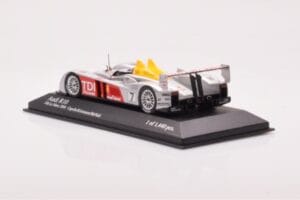 Audi R10 TDI LMP1 #7 R. Capello / T. Kristensen / A. McNish 24 Hours of Le Mans 2006 Minichamps 1:43 400061607 Fém – 3. kép a 4-ből