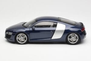 Audi R8 4.2 FSI V8 Kék Kyosho 1:18 09213BL Fém – 4. kép a 8-ből
