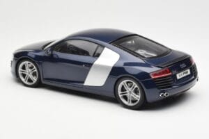 Audi R8 4.2 FSI V8 Kék Kyosho 1:18 09213BL Fém – 7. kép a 8-ből