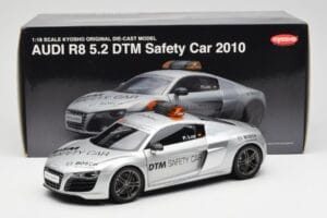 Audi R8 5.2 DTM Safety Car 2010 Kyosho 1:18 09216DTM Fém – 8. kép a 8-ből