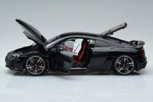 Audi R8 Performance Fekete Kengfai 1:18 VAKF-0353 Fém – 4. kép a 10-ből
