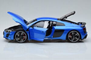 Audi R8 Performance Kék Kengfai 1:18 VAKF-0355 Fém – 4. kép a 10-ből