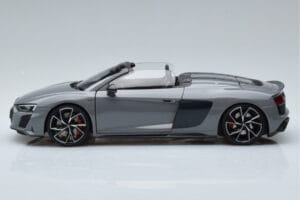 Audi R8 Spyder Performance Nardo Szürke Kengfai 1:18 VAKF-0352 Fém – 6. kép a 11-ből
