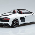 Audi R8 Spyder Performance Fehér Kengfai 1:18 - image 3 of 11