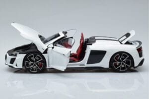 Audi R8 Spyder Performance Fehér Kengfai 1:18 VAKF-0351 Fém – 5. kép a 11-ből