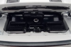 Audi R8 Spyder Performance Fehér Kengfai 1:18 VAKF-0351 Fém – 10. kép a 11-ből
