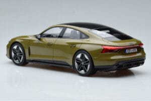 Audi RS E-Tron GT Olíva Norev 1:18 188380 Fém – 5. kép a 6-ből