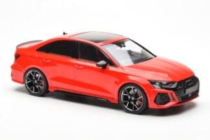 Audi RS3 8Y Szedán Piros MCG 1:18 MCG18451 Fém – 4. kép a 6-ből