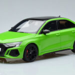 Audi RS3 8Y Szedán Zöld GT Spirit 1:18