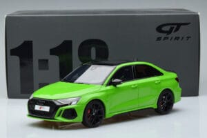 Audi RS3 8Y Szedán Zöld GT Spirit 1:18 GT414 Gyanta – 6. kép a 6-ből