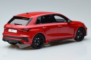 Audi RS3 8Y Sportback Piros GT Spirit 1:18 GT378 Gyanta – 2. kép a 6-ből
