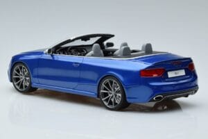 Audi RS5 B8 Kabrió Kék GT Spirit 1:18 ZM053 Gyanta – 5. kép a 6-ből