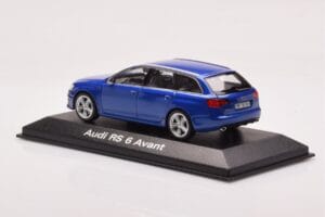 Audi RS6 C6 Sepang Kék Minichamps 1:43 5010710223 Fém – 3. kép a 4-ből