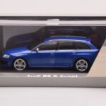 Audi RS6 C6 Sepang Kék Minichamps 1:43 - image 4 of 4