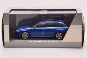 Audi RS6 C6 Sepang Kék Minichamps 1:43 5010710223 Fém – 4. kép a 4-ből
