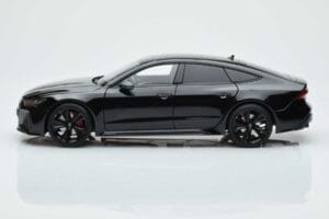 Audi RS7 C8 Sportback Sötét Kengfai 1:18 VAKF-0331 Gyanta – 4. kép a 7-ből