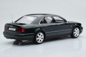 Audi S8 D2 Zöld Otto 1:18 OT916 Gyanta – 2. kép a 6-ből